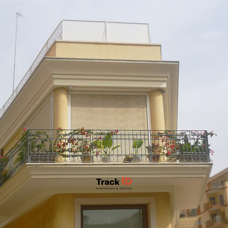 Ringhiera ferro per scala elicoidale soppalco